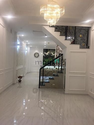 Hình ảnh Bán nhà CÁCH MẠNG THÁNG 8 - Quận 3 - 65m2 - 3 tầng - 5x13