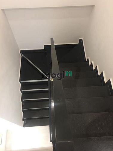Hình ảnh Bán nhà CÁCH MẠNG THÁNG 8 - Quận 3 - 65m2 - 3 tầng - 5x13