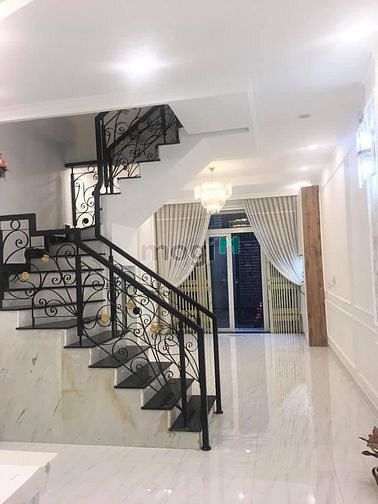 Hình ảnh Bán nhà CÁCH MẠNG THÁNG 8 - Quận 3 - 65m2 - 3 tầng - 5x13