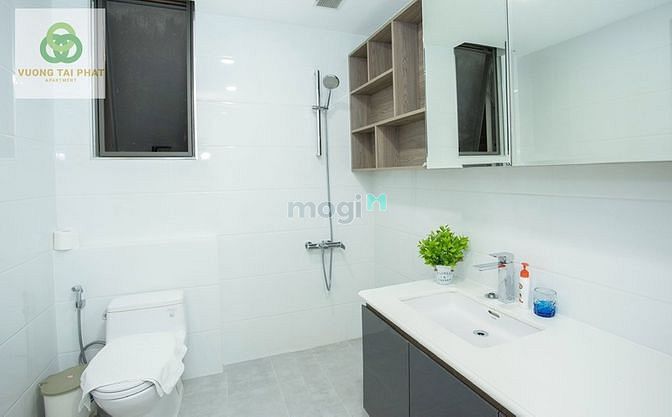 Hình ảnh Cho thuê căn góc 3PN RiverGate Quận 4 view sông cực chill giá 25 triệu