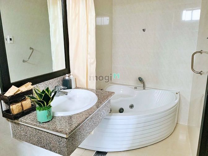 Hình ảnh Cho Thuê Căn Hộ Cao Cấp Full Nội Thất Quận 1
