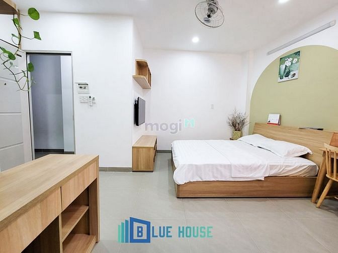 Hình ảnh Căn Hộ Dịch Vụ cao cấp_Full Nội Thất_Đối Diện Etown Cộn Hòa_Quận TB