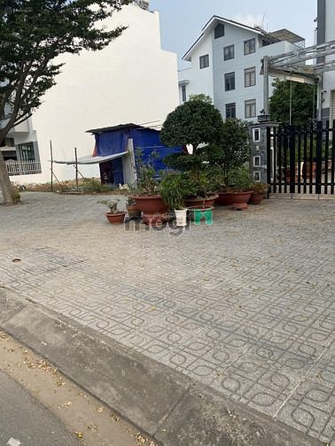 Hình ảnh Đất sổ riêng, gần chợ Nhơn Đức, đường Ngô Quang Thắm 120m2.