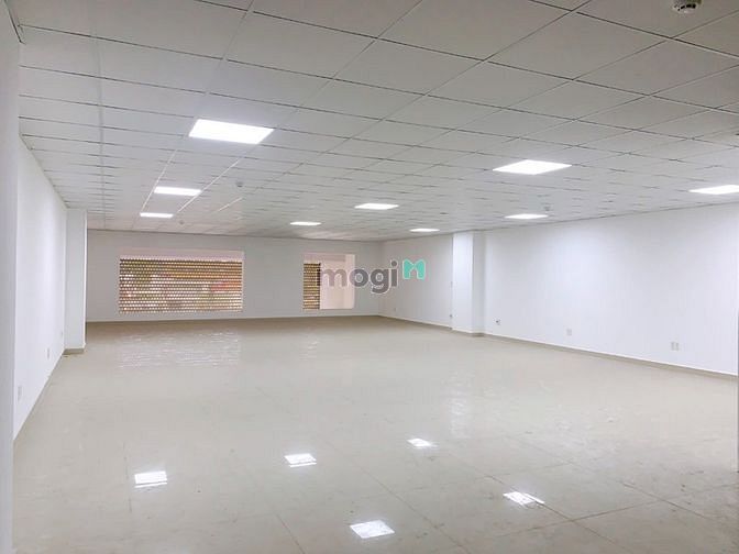 Hình ảnh Cho thuê nhà mặt phố Hoàng Cầu - Đống Đa
