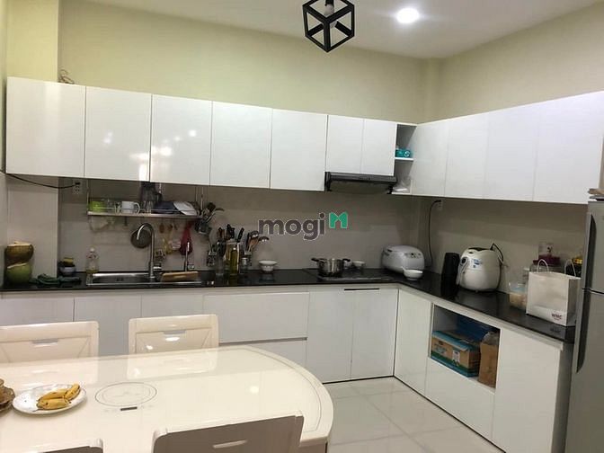Hình ảnh Bán nhà Trần Hưng Đạo Phường 1 Quận 5
