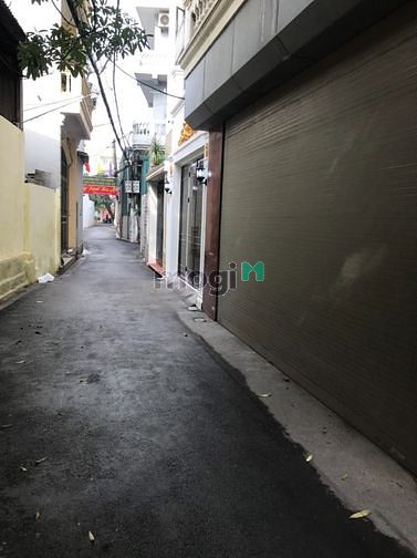 Hình ảnh Chị họ gửi bán lô đất 100m tặng nhà 3 tầng cực đẹp tại phố Sài Đồng