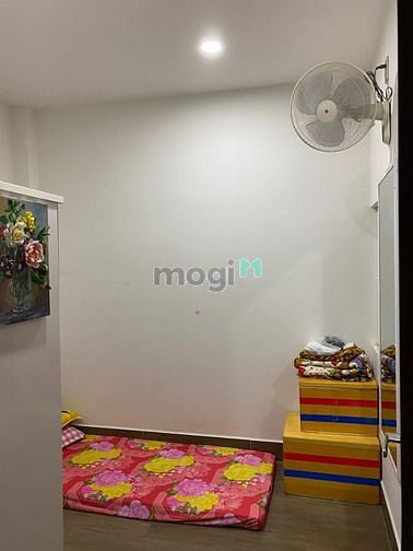 Hình ảnh Nhà Hẻm Bến Vân Đồn Xây Kiên Cố . Cao Cấp DTSD 122.16m2