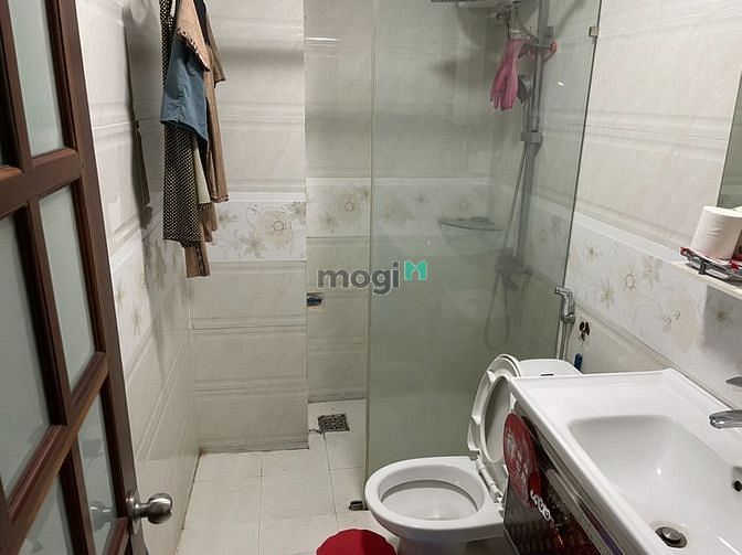 Hình ảnh Bán nhà 5 lầu 80m2, Phường 4, Quận 8.(có thang máy)
