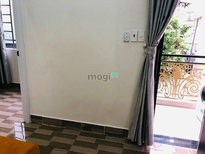 Hình ảnh Mb6623 nạp rút nhanh chóng 1PN gần sân bay, thuận tiện đi lại!