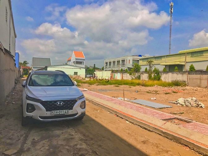 Hình ảnh Đất thổ cư 100m2 xây dựng tự do đường 4 m ngay tỉnh lộ 826