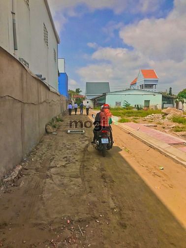 Hình ảnh Đất thổ cư 100m2 xây dựng tự do đường 4 m ngay tỉnh lộ 826