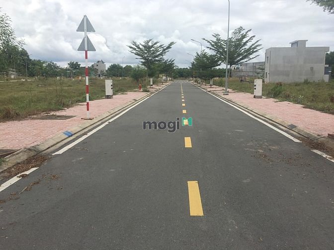 Hình ảnh 231m2 đất Thổ Cư SHR giá 975tr sau lưng Chợ và ỦY BAN Dầu Tiếng