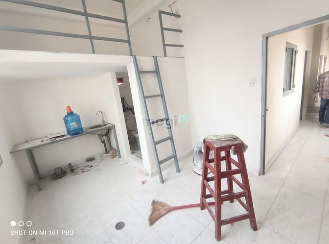 Hình ảnh Phòng Có Gác, Cửa Sổ Mới Xây Tại Bình Thạnh