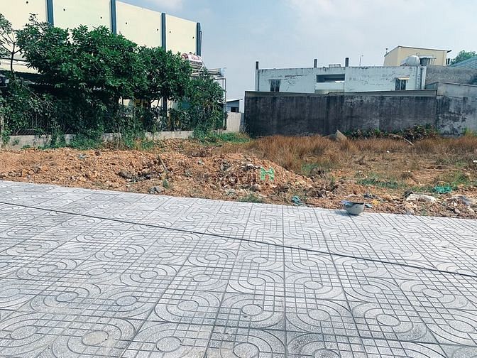 Hình ảnh Kẹt Tiền Bán Gấp 10x26m đất thổ cư , Đường 16m Cách AEON MALL 10p