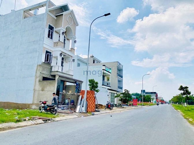 Hình ảnh Bán Lô ĐẤT NỀN 105M2 - ĐẦU TƯ - full THỔ CƯ - Sổ Hồng Riêng
