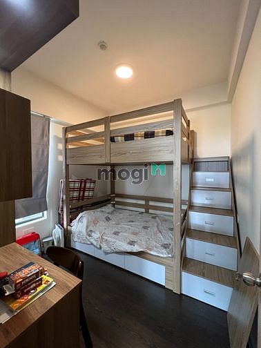 Hình ảnh Nhà đầy đủ nội thất, căn góc, tầng cao thoáng mát