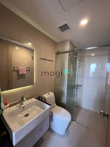Hình ảnh Nhà đầy đủ nội thất, căn góc, tầng cao thoáng mát