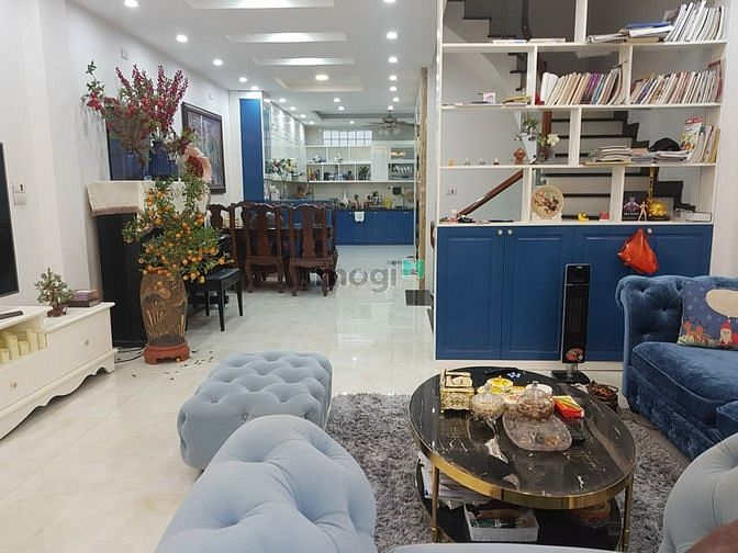 Hình ảnh Bán hộ cô em gái căn nhà 5 tầng 73,5m2 p.Giang Biên,có thang máy