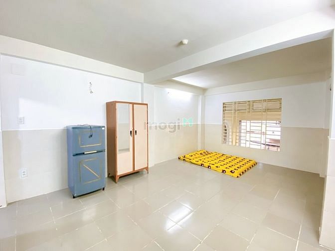 Hình ảnh Phòng rộng 2 cửa lớn Full nội thất