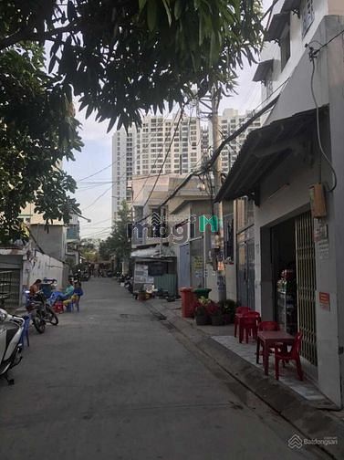 Hình ảnh Cần bán lô đất đường Lê Văn Lương, DT: 5m x 24m, sổ đỏ riêng.