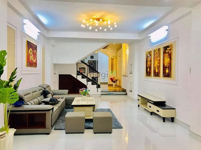 Hình ảnh Căn nhà 2 Mặt tiền Ngang 4,6m duy nhất Phan Văn Trị Q5
