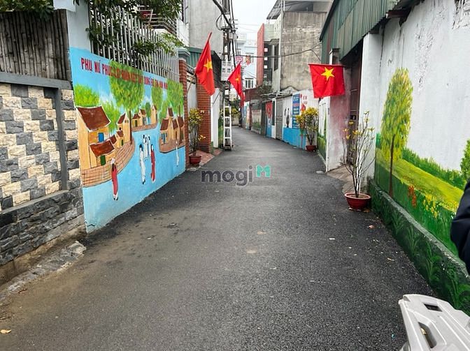 Hình ảnh Vỡ nợ cần bán gấp lô đất 52m2 rẻ nhất Lệ Mật-Việt Hưng