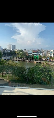 Hình ảnh Cho thuê nhà nguyên căn đường 100 hoàng sa phường tân định quận 1