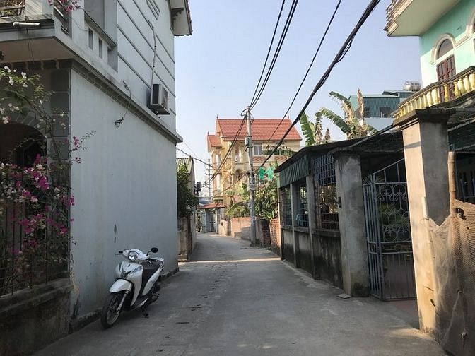 Hình ảnh Cần bán gấp 40,4m2 đất xóm 1 Đông Dư,đường ô tô chạy thông