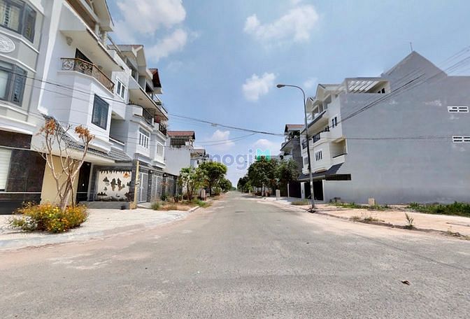 Hình ảnh Bán lô đất MT Nguyễn Cơ Thạch, quận 2, giá 4.1 tỷ, DT 5x20, sổ riêng