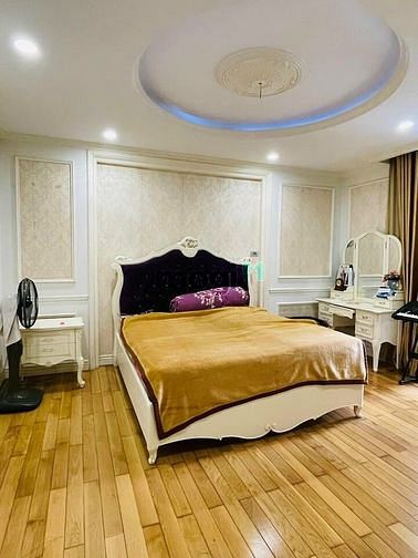 Hình ảnh Bán nhà mặt ngõ Chùa Láng - Đống Đa