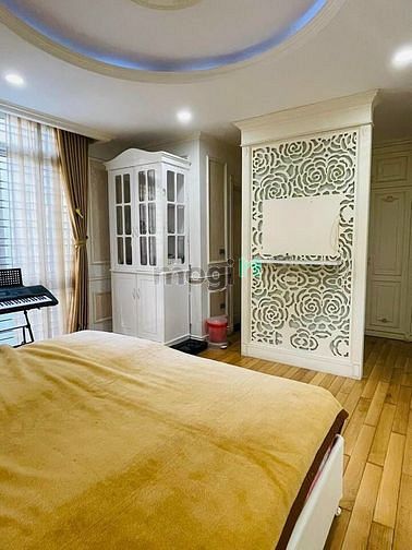Hình ảnh Bán nhà mặt ngõ Chùa Láng - Đống Đa
