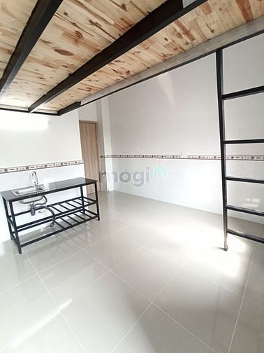 Hình ảnh Siêu Phẩm Nhà Mới Gần Hufi - Có Cửa Sổ, Ban Công