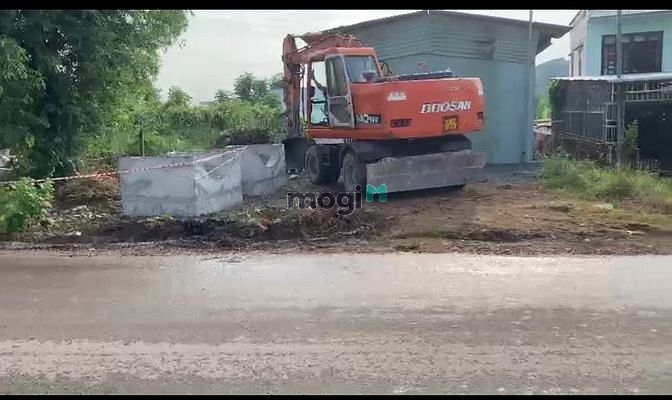 Hình ảnh Bán lô đất 768m2 tc 60m mặt tiền Lê Chí Dân, Tân An, Thủ Dầu Một