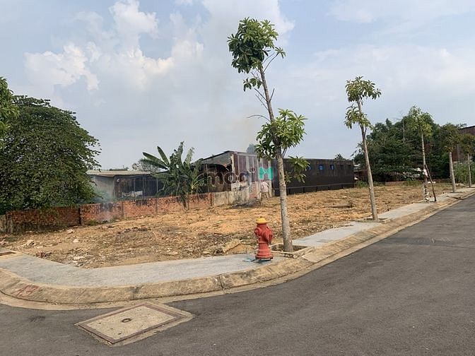 Hình ảnh Cần bán đất nền KDC hiện hữu liền kề Vinhomes quận 9