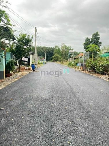 Hình ảnh Bán 100m2 đất sổ riêng sát Quốc Lộ 13 dân đông kín