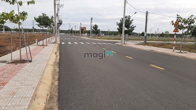 Hình ảnh Bán lô đất đẹp khu đô thị Nam Long 3 Bình Dương, sổ hồng sẵn,