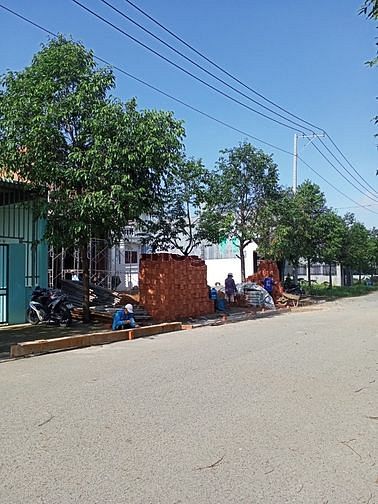 Hình ảnh Bán đất ở,mt dường 7m ở khu phố 4 tân định ,sổ hồng riêng.