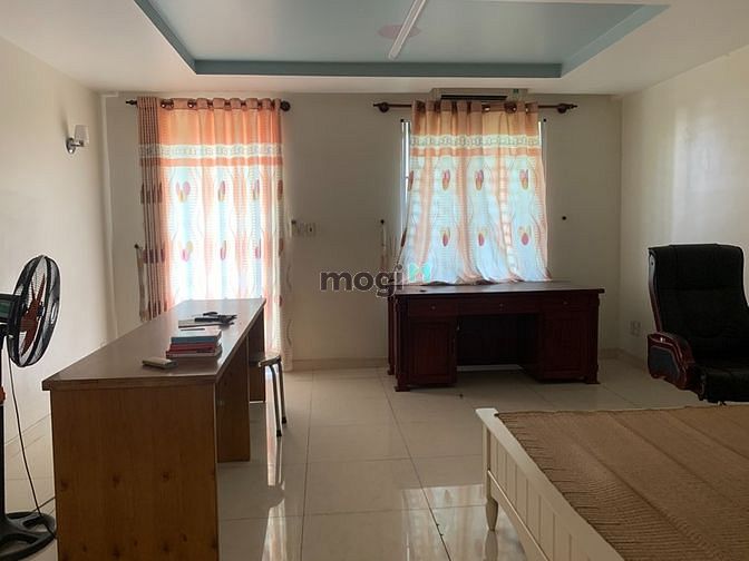 Hình ảnh Cho Thuê Nhà Hầm 4 Lầu Thang Máy Thiết Kế Văn Phòng - Giá 40 Triệu