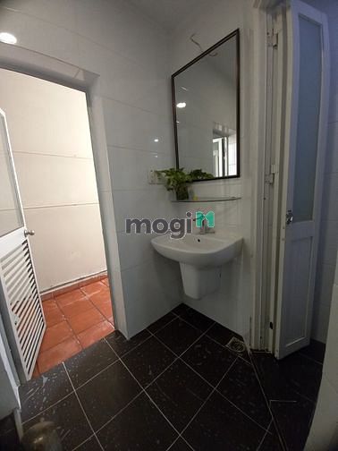Hình ảnh (tinthat) Bán Sky Garden 71m2 nội thất , layer mới 100%