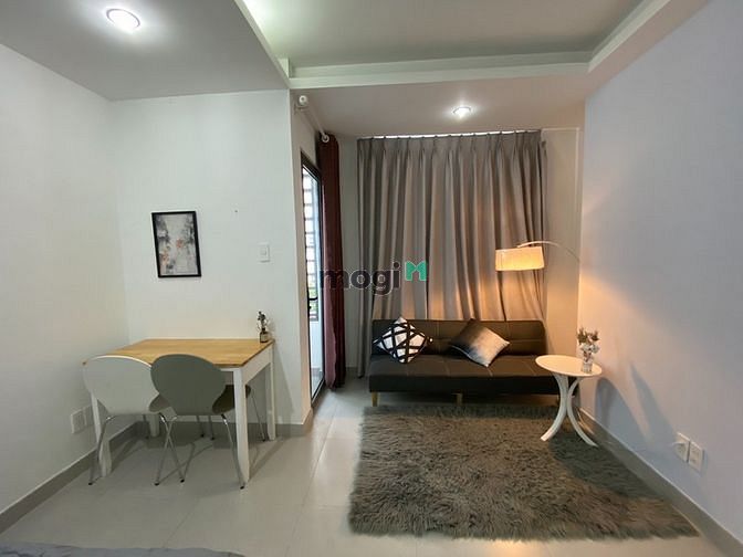 Hình ảnh Studio 1Pn đầy đủ nội thất, đẹp, căn góc. Giá 2 tỷ bao phí sang tên