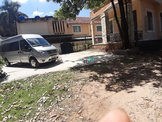 Hình ảnh cho thuê villa Tống Hữu Định, Quận 2, giá 4000$