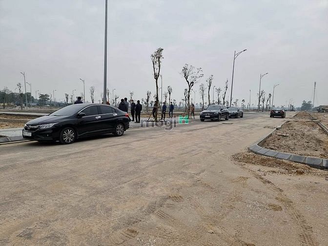 Hình ảnh Đất Vân Hà, Vỉa hè, Kinh doanh. DT 133m2, MT 6m. Giá : 7.3 tỷ