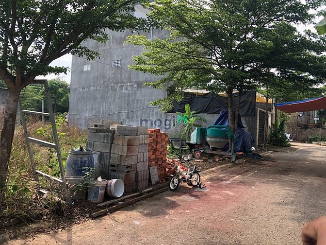 Hình ảnh Gia đình về quê định cư cần bán lô đất sổ riêng tại Phường Thới Hòa gi