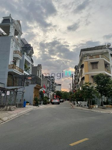 Hình ảnh Cho thuê đất đ Lê Văn Chí, p Linh Trung, Thủ Đức, Đường rộng 5.5m, DT