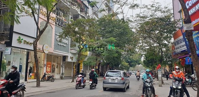 Hình ảnh Cho thuê Mặt phố Chùa Láng - Đống Đa; 70m2; 3 tầng; 50 triệu