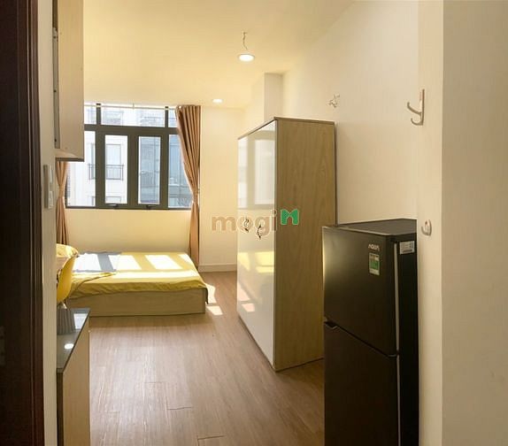 Hình ảnh Full nội thất, Cửa sổ, thang máy, 24m2, Kệ bếp, Gần Sân Bay, Mới Tinh
