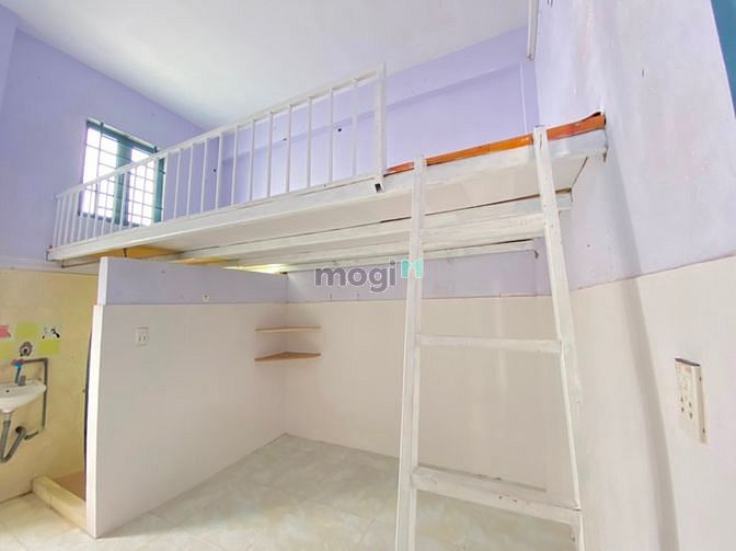 Hình ảnh Cho thuê Phòng Mới xây Gác 1m8, 30m2 Ngay CN Thực Phẩm