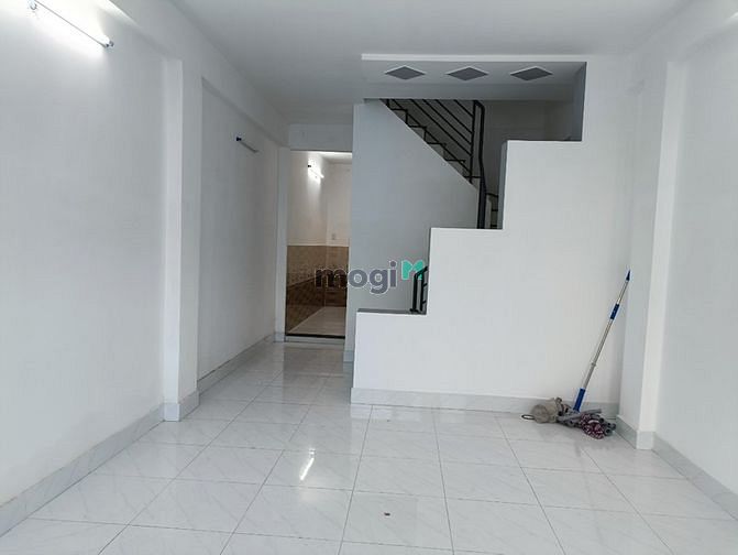 Hình ảnh Bán nhà hẻm đường cmt8, 3 tầng