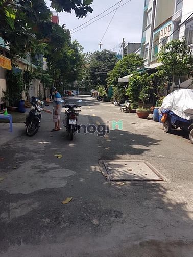 Hình ảnh Xe hơi vào nhà, giáp Tân Bình , dt khủng 111m2, 6 tỷ x