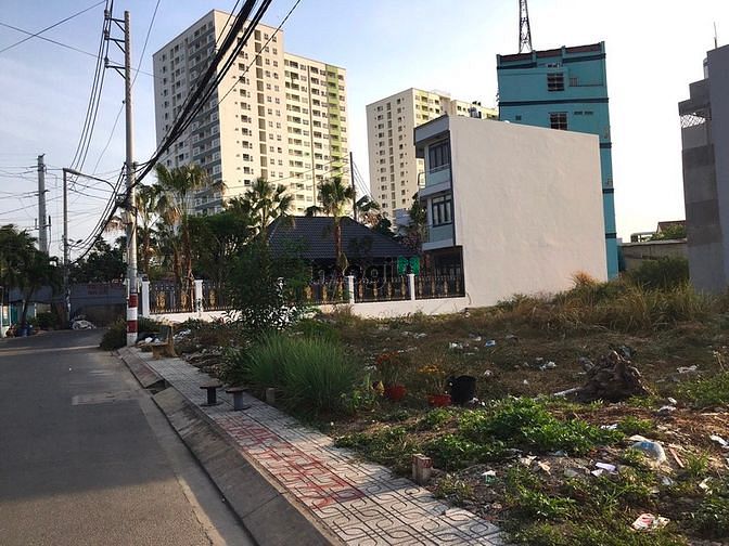 Hình ảnh sang gấp lô đất MT Tây Hòa, P. Phước Long A, Q9. Giá 2.2 tỷ . SHR